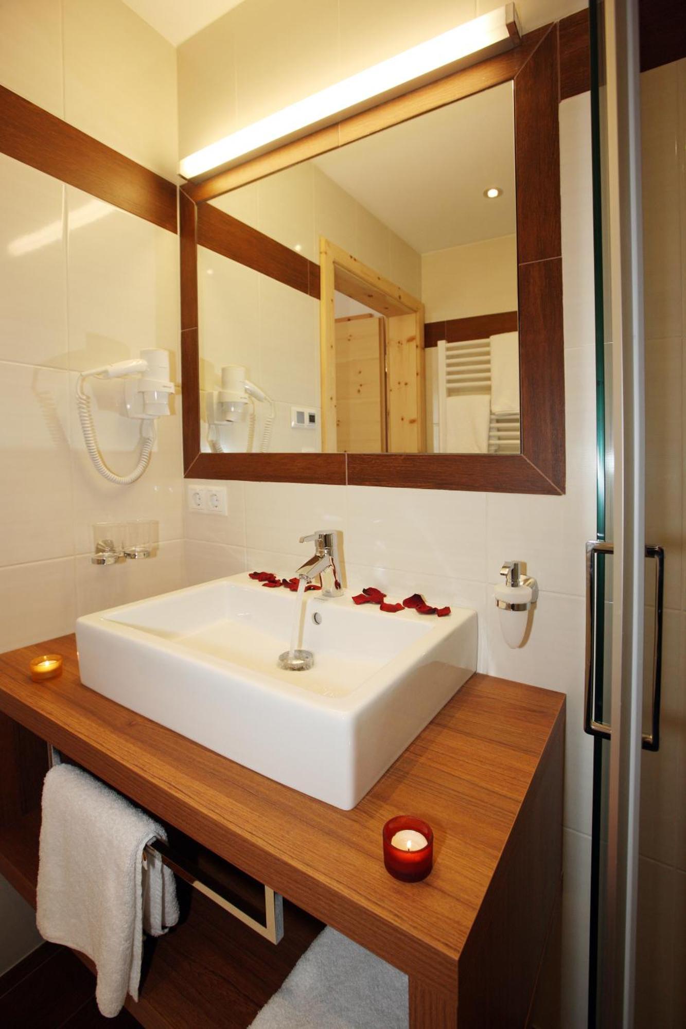 צל אם צילר Appartements Alpenkristall מראה חיצוני תמונה