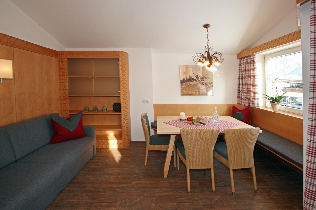 צל אם צילר Appartements Alpenkristall חדר תמונה